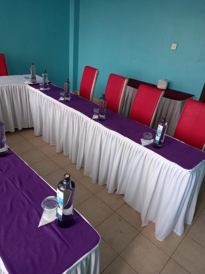 Deka B&B Nairobi Bagian luar foto