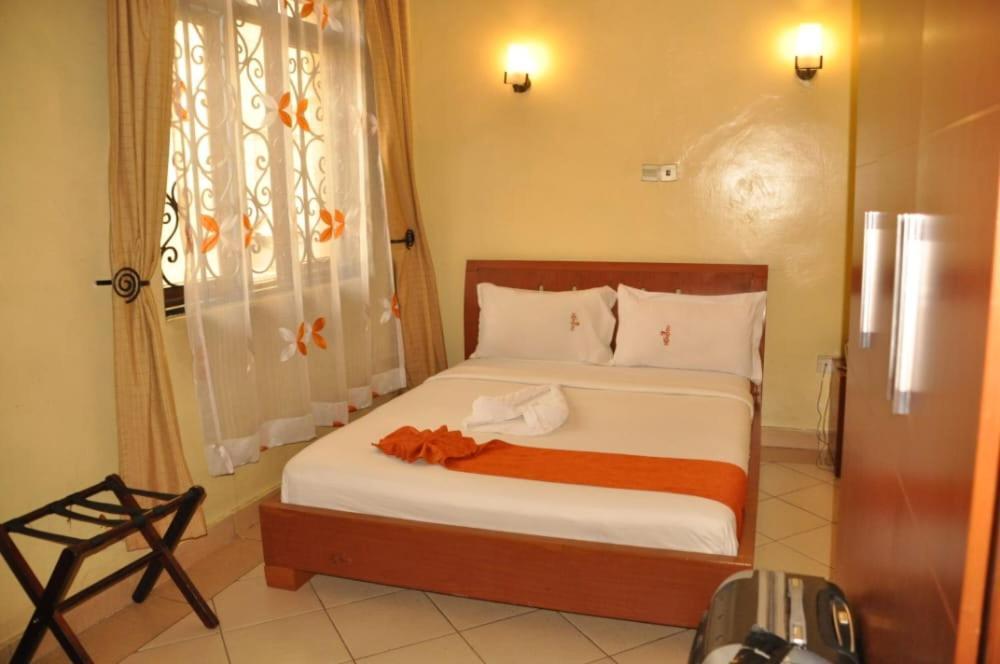Deka B&B Nairobi Bagian luar foto